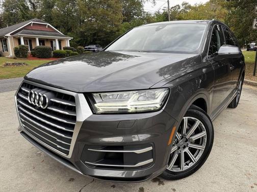2019 Audi Q7 55 Premium Plus