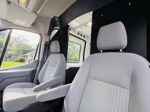 2016 Ford Transit-350 Base