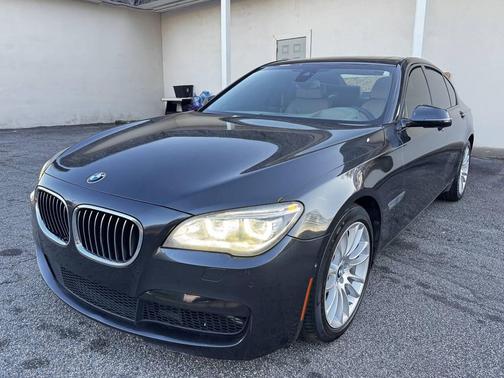 2015 BMW 750 I