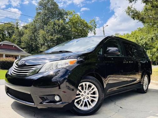 2015 Toyota Sienna XLE