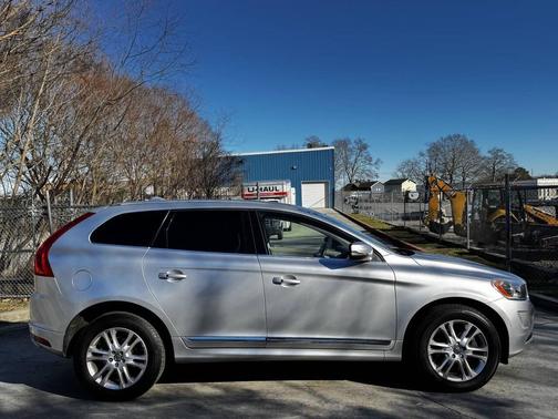 2015 Volvo XC60 T5 Premier