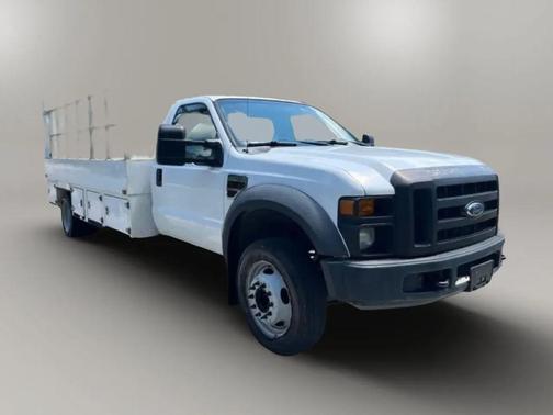 Oxford White Clearcoat 2008 Ford F-450 4X2 2dr Regular Cab 140.8 200.8 in. WB