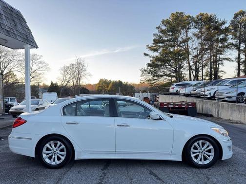 2012 Hyundai Genesis 3.8