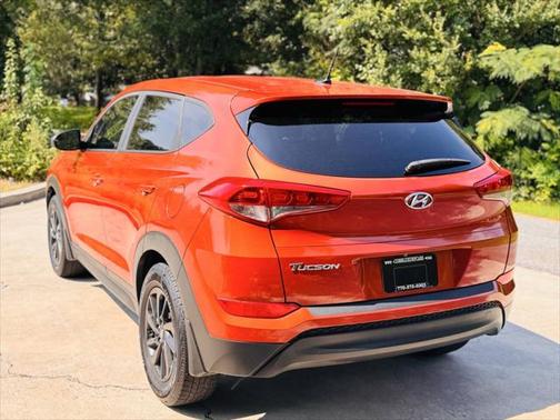 2016 Hyundai TUCSON SE