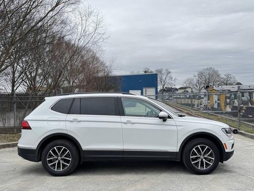 2020 Volkswagen Tiguan 2.0T SE 4MOTION
