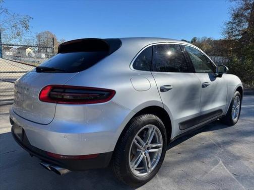 2015 Porsche Macan S