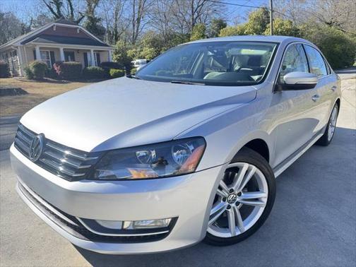 2014 Volkswagen Passat 1.8T Auto SEL Premium