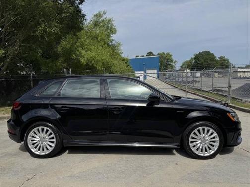 2016 Audi A3 e-tron 1.4T Premium