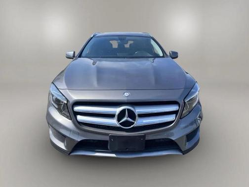 Gray 2015 Mercedes-Benz GLA-Class GLA 250