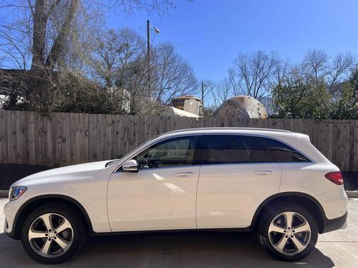 2017 Mercedes-Benz GLC 300 Base