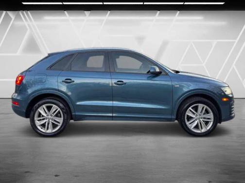 Utopia Blue Metallic 2018 Audi Q3 2.0T Premium