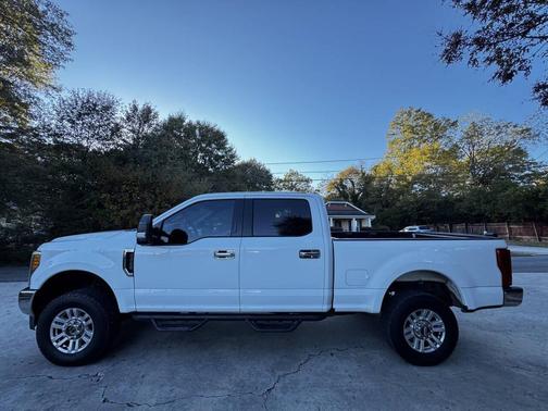 2017 Ford F-250 XLT