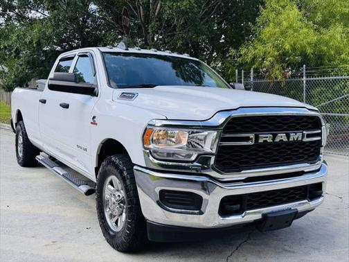 2019 RAM 2500 Tradesman Crew Cab 4x2 8' Box