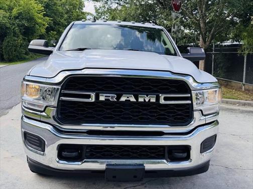 2019 RAM 2500 Tradesman Crew Cab 4x2 8' Box