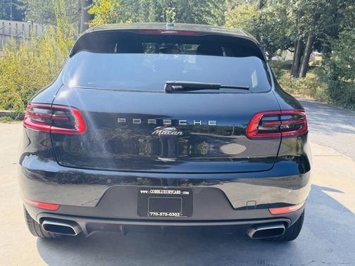 2017 Porsche Macan Base AWD 4dr SUV