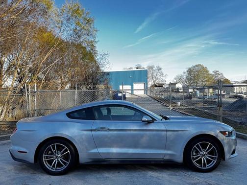 2016 Ford Mustang EcoBoost