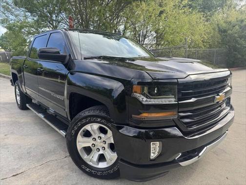 2017 Chevrolet Silverado 1500 2LT
