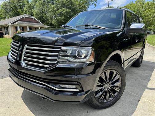 2017 Lincoln Navigator Select