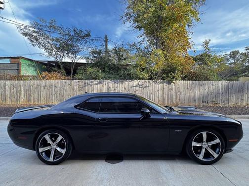 2016 Dodge Challenger R/T