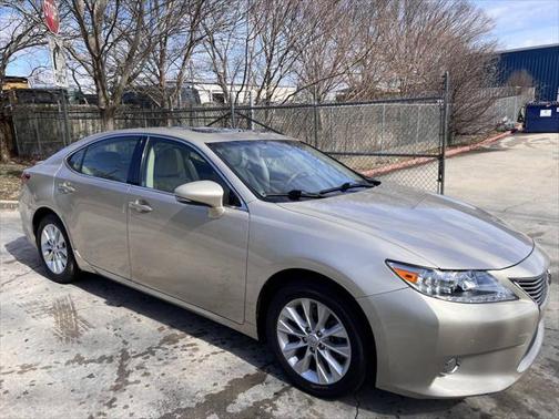 2013 Lexus ES 300h Base