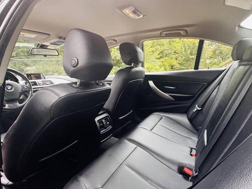 2015 BMW 320 i