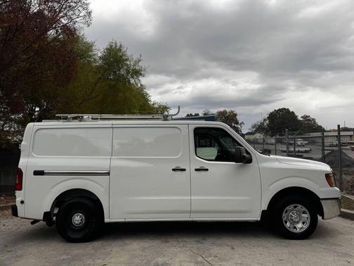 2013 Nissan NV Cargo NV2500 HD SV V6