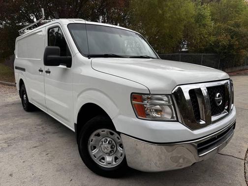 2013 Nissan NV Cargo NV2500 HD SV V6