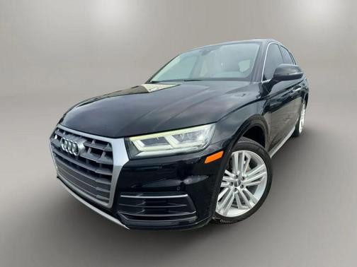Mythos Black Metallic 2018 Audi Q5 2.0T Tech Premium