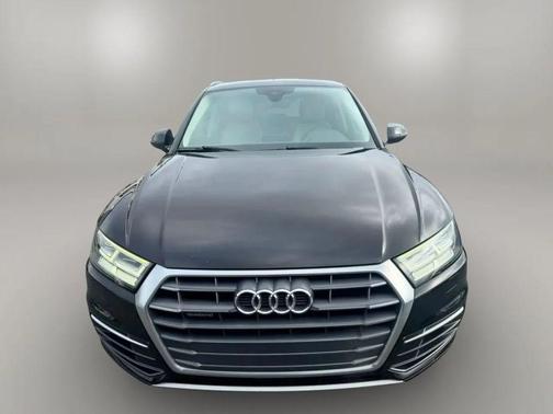 Mythos Black Metallic 2018 Audi Q5 2.0T Tech Premium