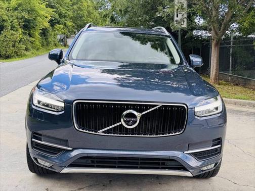2018 Volvo XC90 T6 Momentum