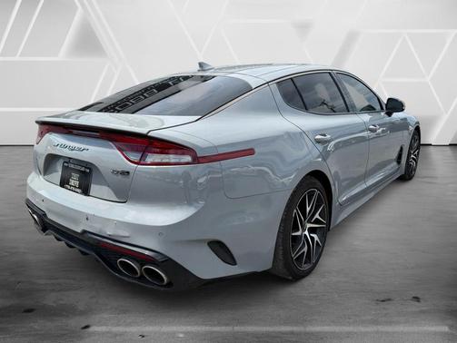 Ceramic Silver 2022 Kia Stinger GT-Line