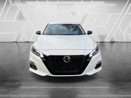 Glacier White 2020 Nissan Altima SR FWD