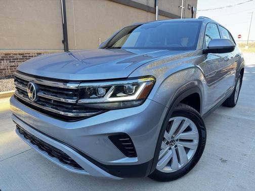 2020 Volkswagen Atlas Cross Sport 2.0T SE w/Technology