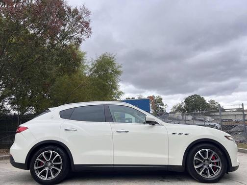2017 Maserati Levante S