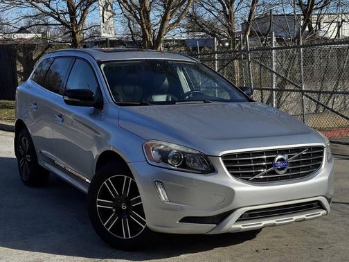 2017 Volvo XC60 T5 Dynamic