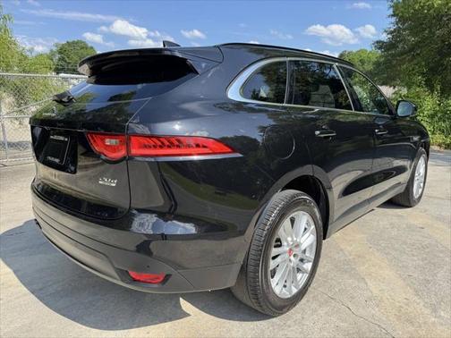 2017 Jaguar F-PACE 20d Prestige