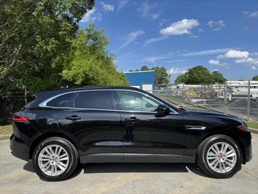 2017 Jaguar F-PACE 20d Prestige