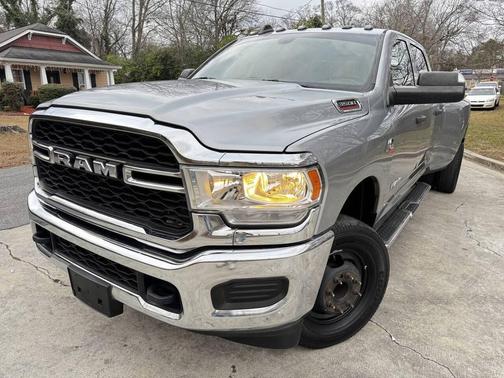 2021 RAM 3500 Tradesman Crew Cab 4x4 8' Box