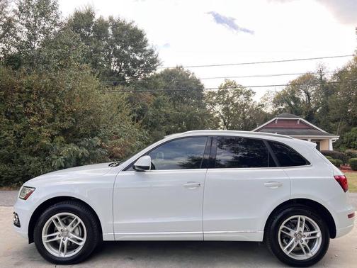 2015 Audi Q5 2.0T Premium Plus