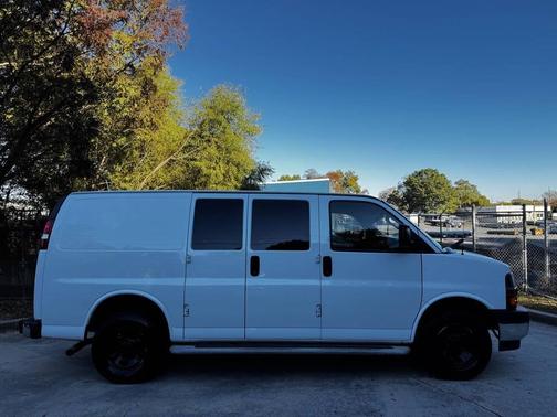 2020 Chevrolet Express 2500 RWD 2500 Regular Wheelbase WT