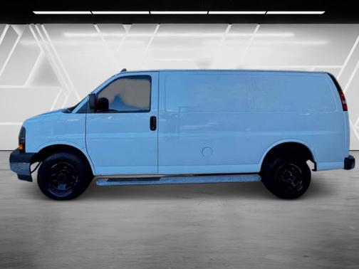 Summit White 2020 Chevrolet Express 2500 RWD 2500 Regular Wheelbase WT