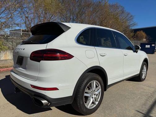2016 Porsche Cayenne S