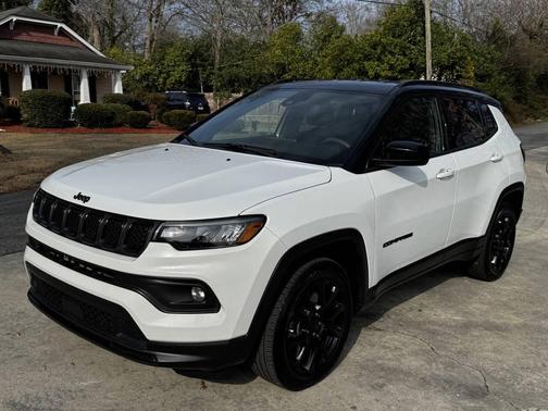 2023 Jeep Compass Latitude