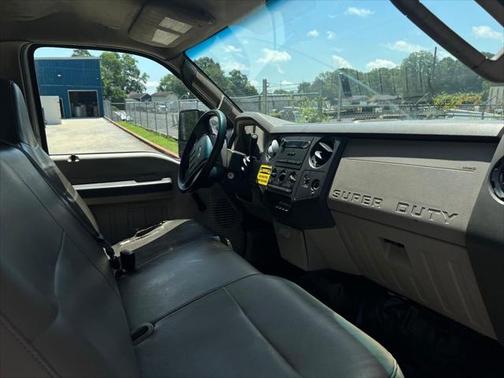 2008 Ford F-450 4X2 2dr Regular Cab 140.8 200.8 in. WB