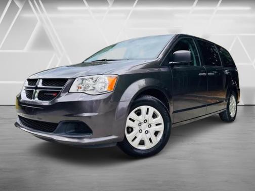 Granite Pearlcoat 2019 Dodge Grand Caravan SE
