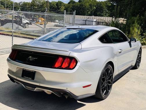 2017 Ford Mustang EcoBoost Premium