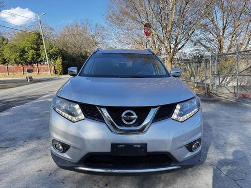 2016 Nissan Rogue SV