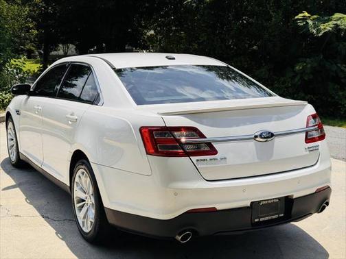 2016 Ford Taurus Limited