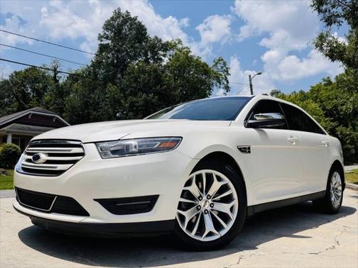 2016 Ford Taurus Limited