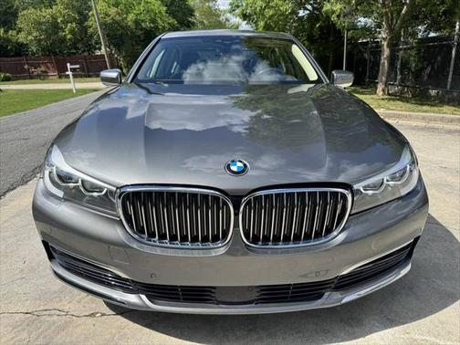 2018 BMW 740 740i 4dr Sedan